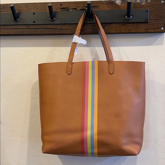 Madewell Classic Leather Tote, NWT! - Picture 4 of 6